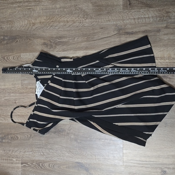 Women's Almost Famous Black Striped romper size L - Picture 5 of 6